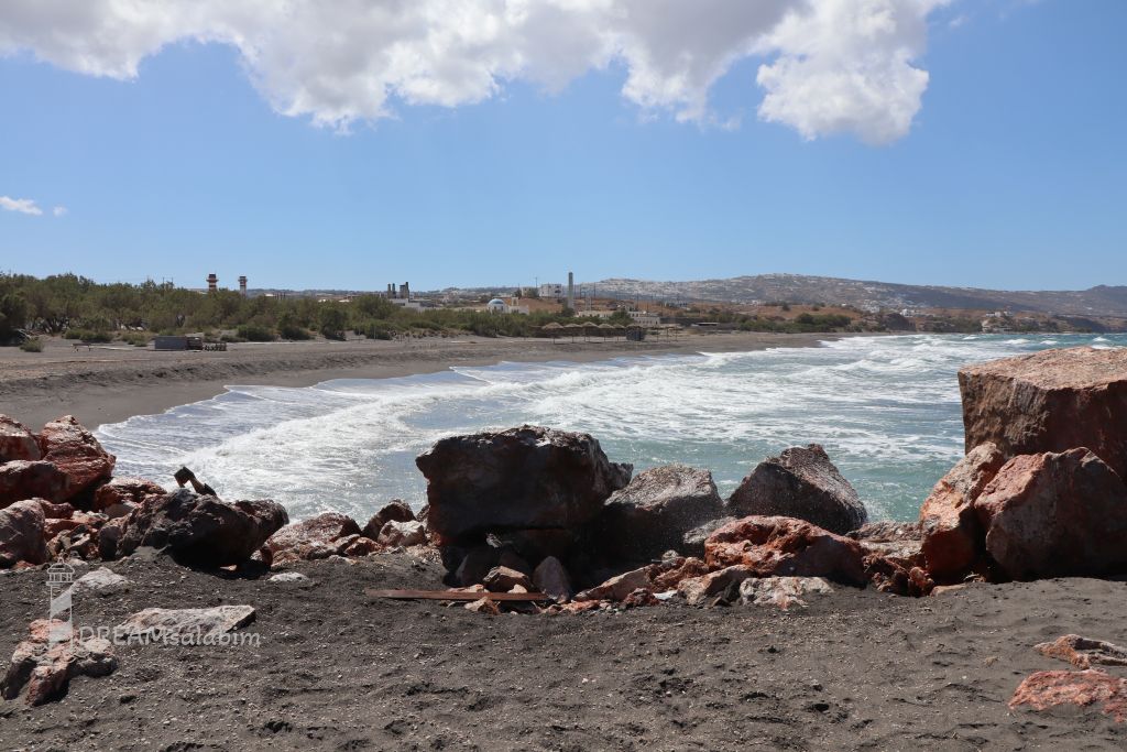 Monolithos Beach Santorini Griechenland