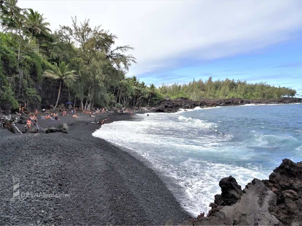 Kehena Black Sand Hawaii Big Island (2)